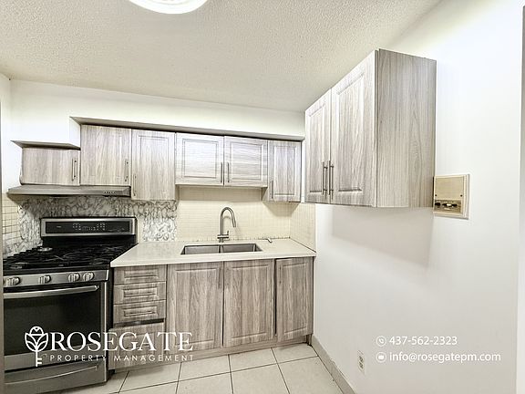3rd image of 29 Orchard Park Dr #2