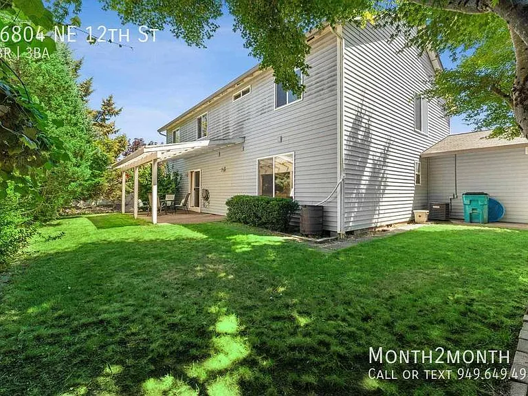 16804 NE 12th St — Photo 37