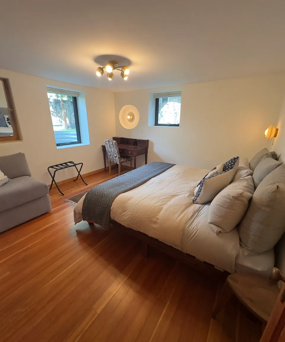 2 bed, 1200 sqft, $2,700 — Photo 4