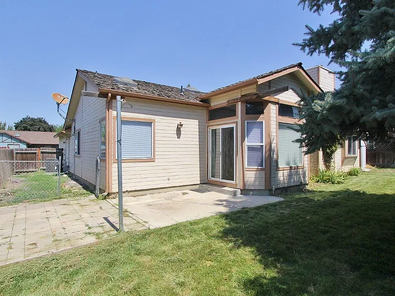 12053 W Hickory Dr — Photo 23
