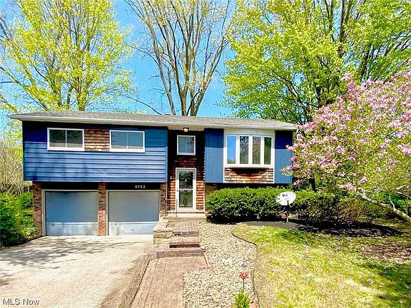 2nd image of 6753 Shelly Dr