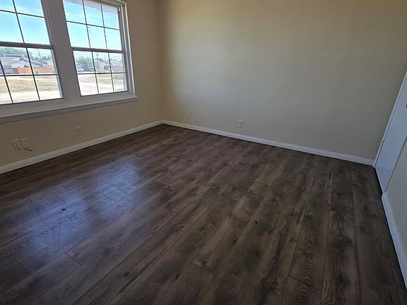 5th image of 4701 W Illinois Ave #D