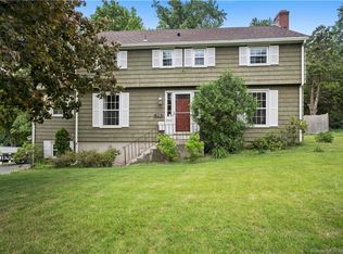 172 Kenwood Dr, New Britain, CT 06052