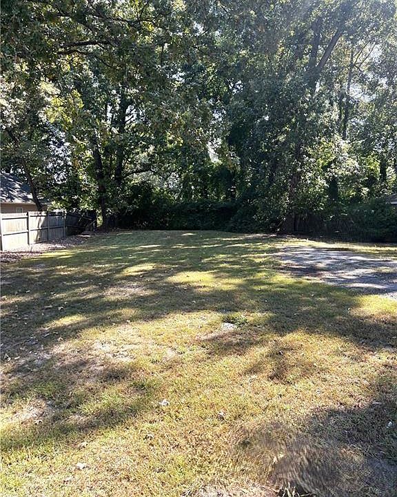 2nd image of 6358 Gordon St #84