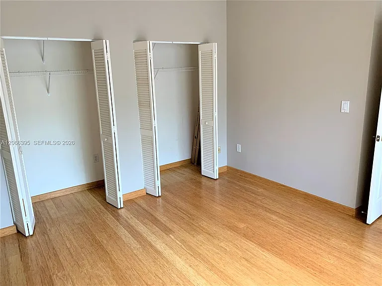 1130 Buttonwood Ln #- — Photo 16
