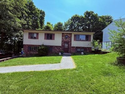 2 Mountain Avenue, Middletown, NY, 10940