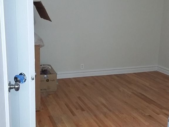 4th image of 221 Linden Blvd APT D3