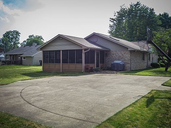 2nd image of 125 Sharan Dr
