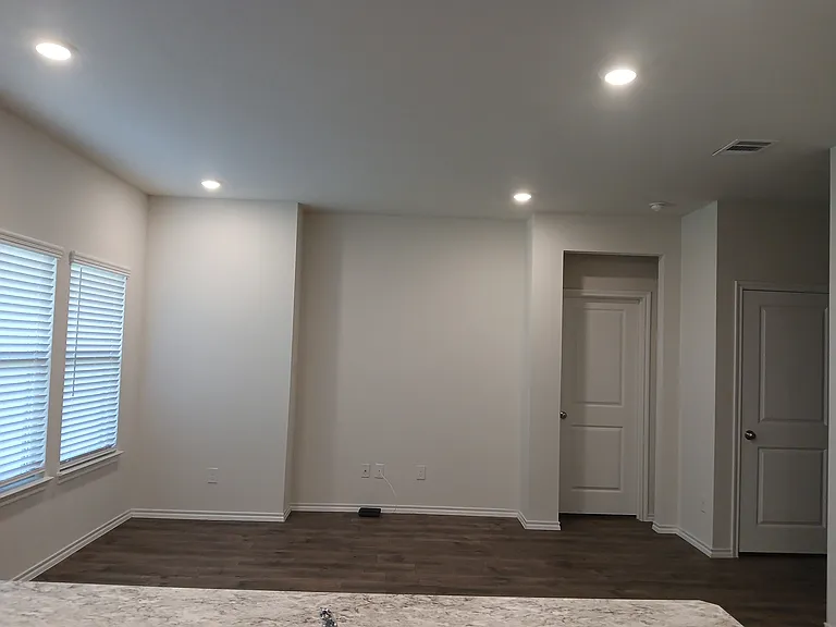 308 Samuel St — Photo 29