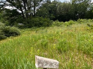 835 S Broton Rd, Muskegon, MI 49442