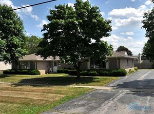 3110 Seaman Rd, Oregon, OH 43616