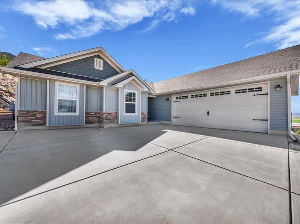 3257 W Kingsbury Dr, Cedar City, UT 84720