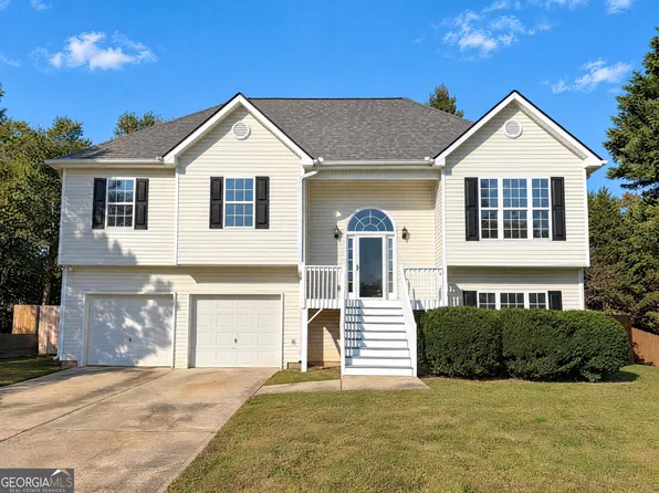 1041 Topaz Ln, Lithia Springs, GA 30122