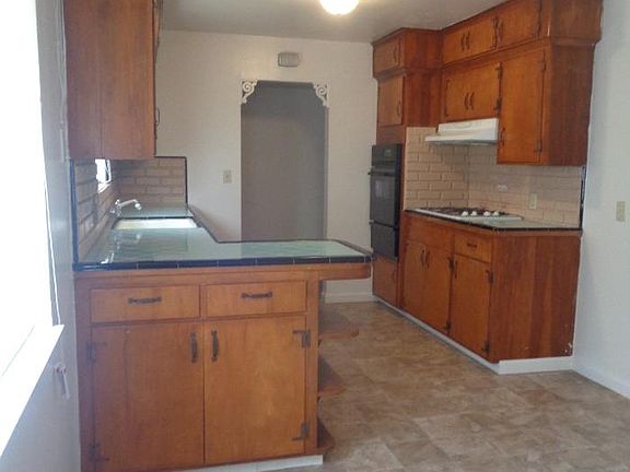 4th image of 480 W Iona Ave