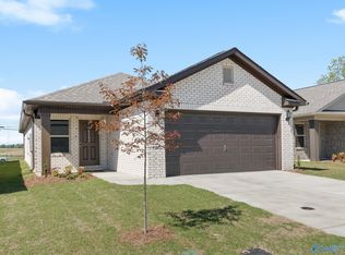 11113 Ravenel Dr, Harvest, AL 35749