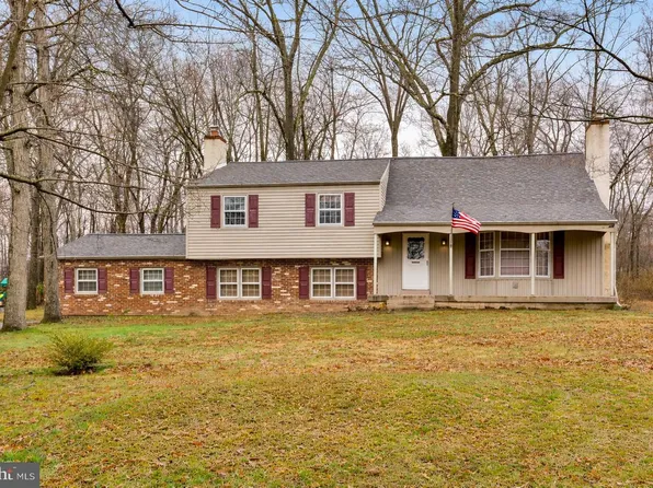 104 Woodland Dr, Lansdale, PA 19446