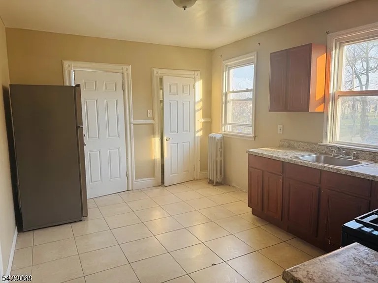2 Hawthorne Pl #2 — Photo 7