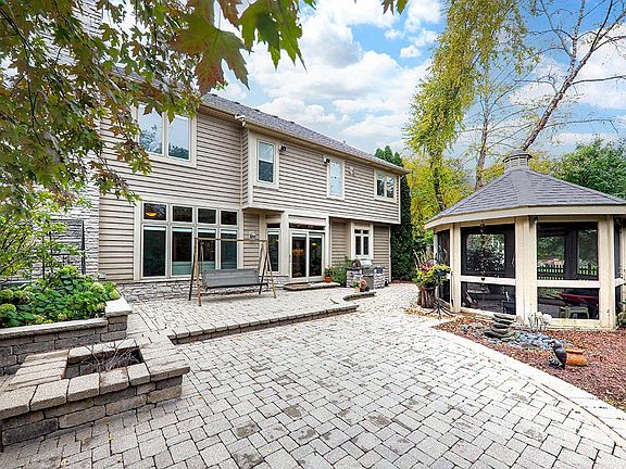 4th image of 1219 Milford Ct