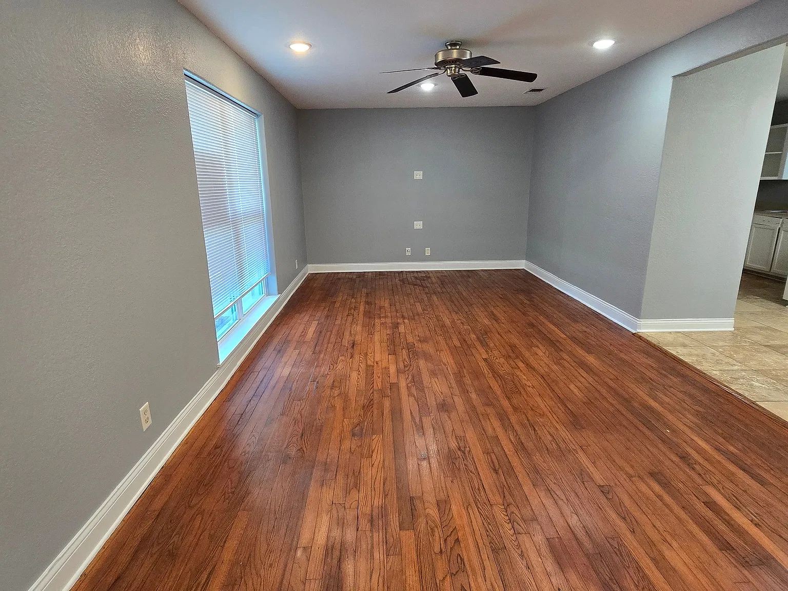 3 bed, 1602 sqft, $1,850 — Photo 4