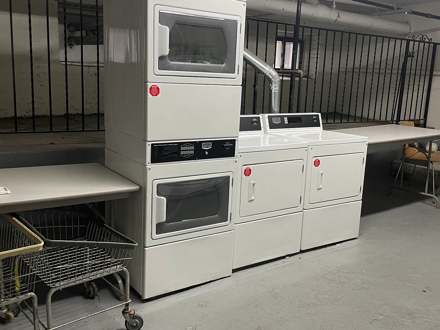 1 bed, 800 sqft, $2,400 — Photo 1