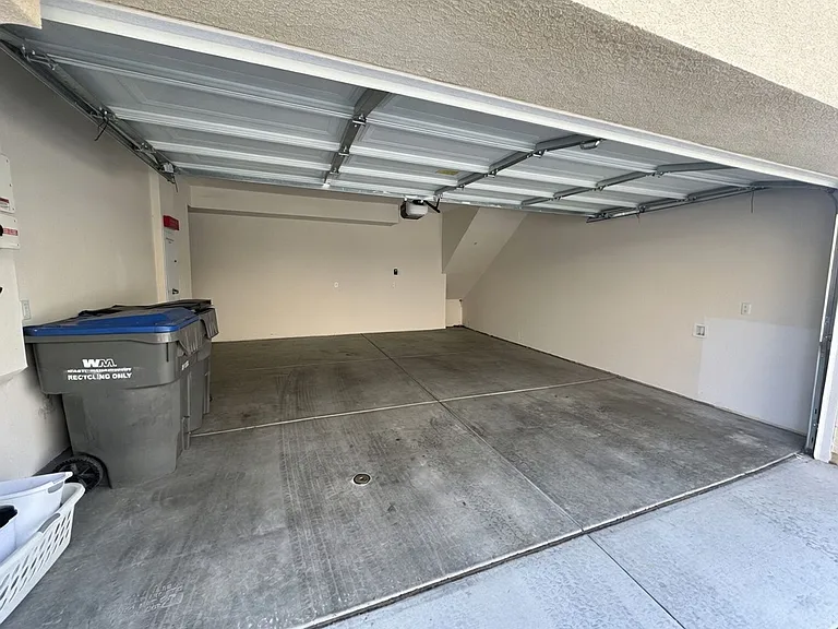 7508 Botany St — Photo 13