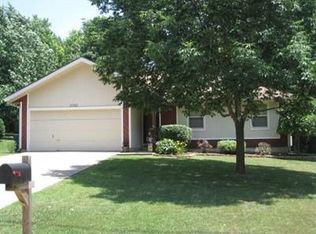 3742 S Bradley Ave, Springfield, MO 65804