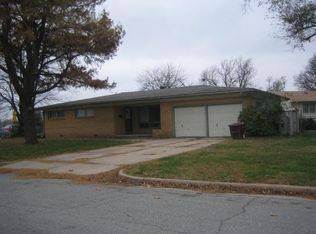 8101 W Murdock Ave, Wichita, KS 67212