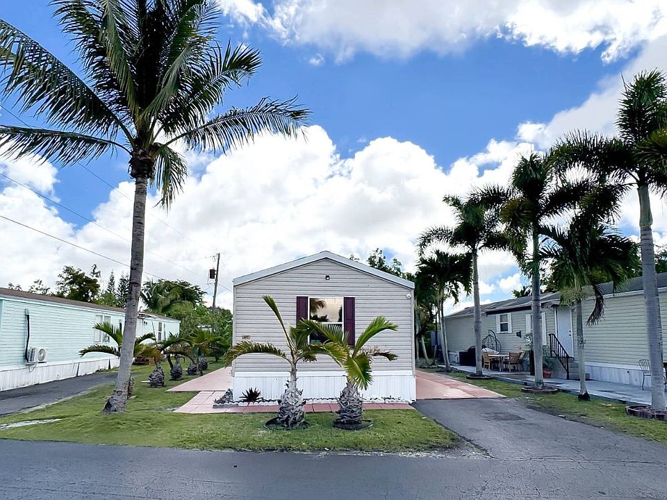 1st image of 28501 SW 152nd Ave Lot 185