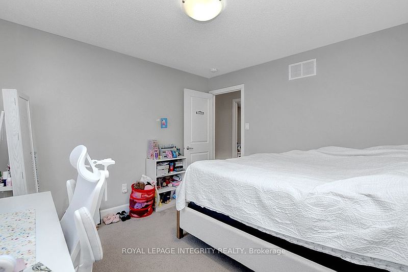 Ottawa House for rent - 4 Bedrooms — photo 20