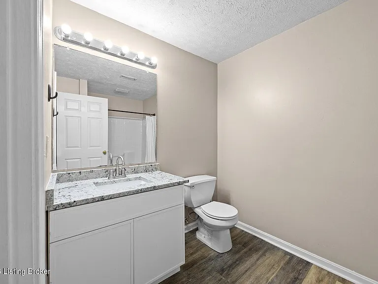 13202 Prospect Glen Way — Photo 14