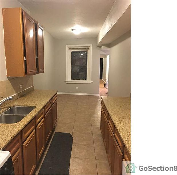 1st image of 3521 W Douglas Blvd #2