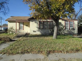 609 S Franklin Ave, Monahans, TX 79756
