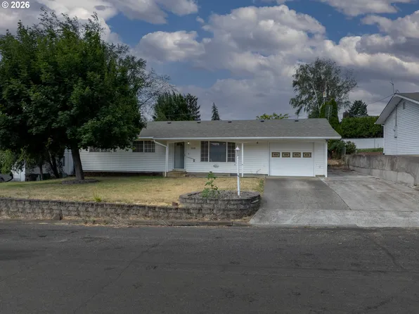 1018 Murray Dr W, The Dalles, OR 97058