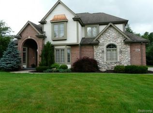 8421 Zeerco Blvd, Davisburg, MI 48350