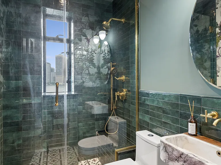 160 Columbia Hts #2G — Photo 4