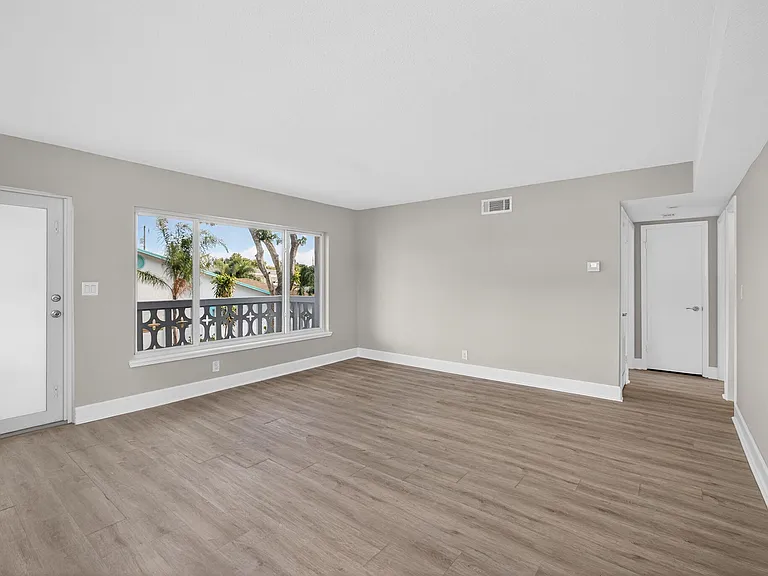 624 Southwind Cir #2 — Photo 6