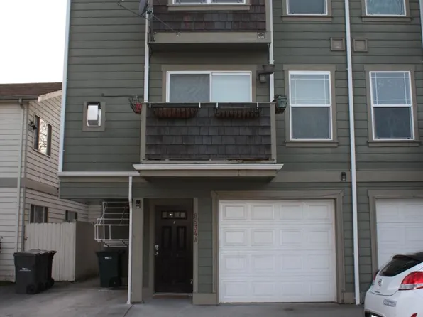 8534 Nesbit Ave N #A, Seattle, WA 98103