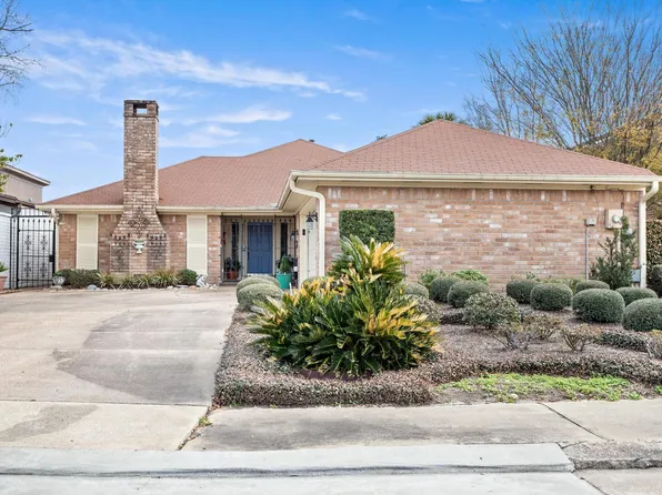 1360 Wood Park St, Beaumont, TX 77706