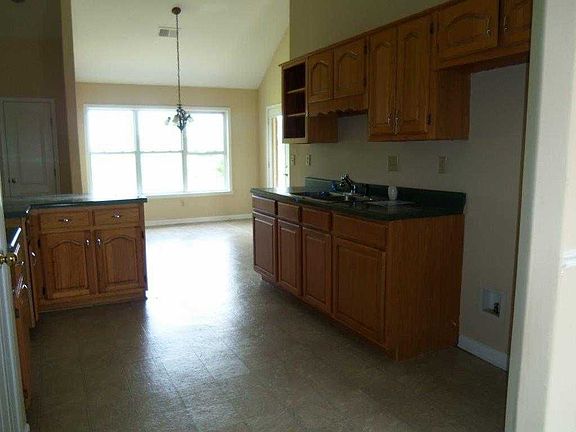 2nd image of 32 American River Dr