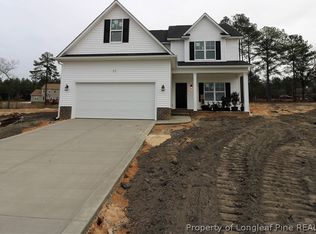 62 Black Oak Pl, Spring Lake, NC 28390