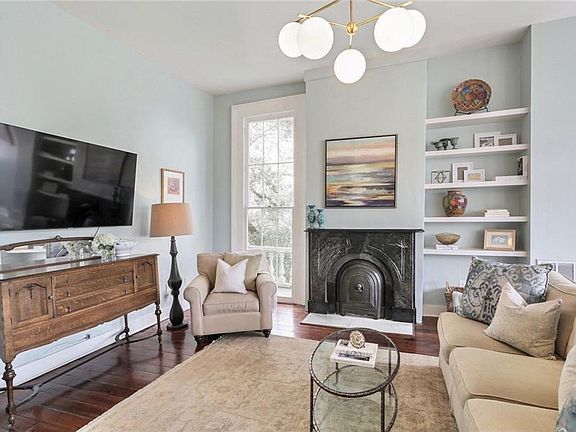 3rd image of 1454 Saint Mary St APT 4
