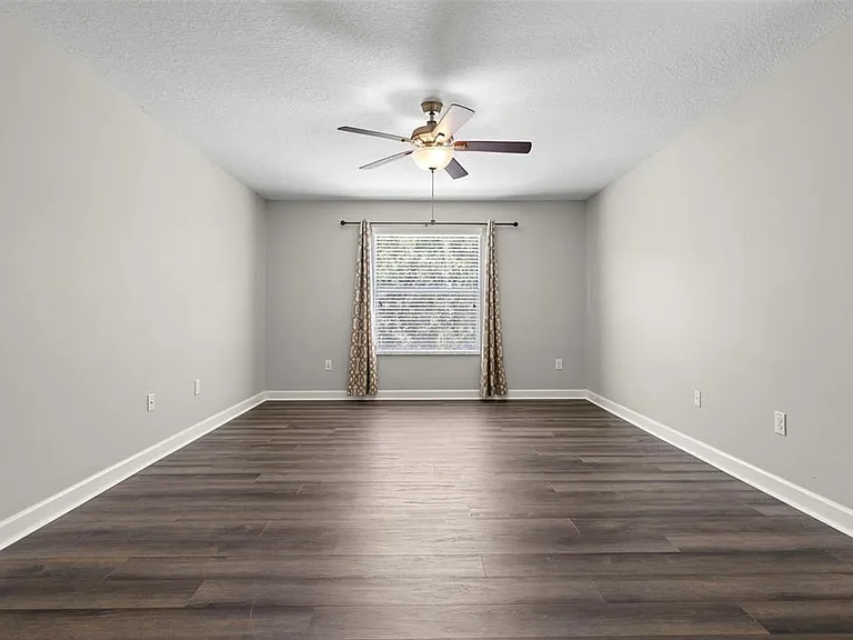 20405 Autumn Fern Ave — Photo 29