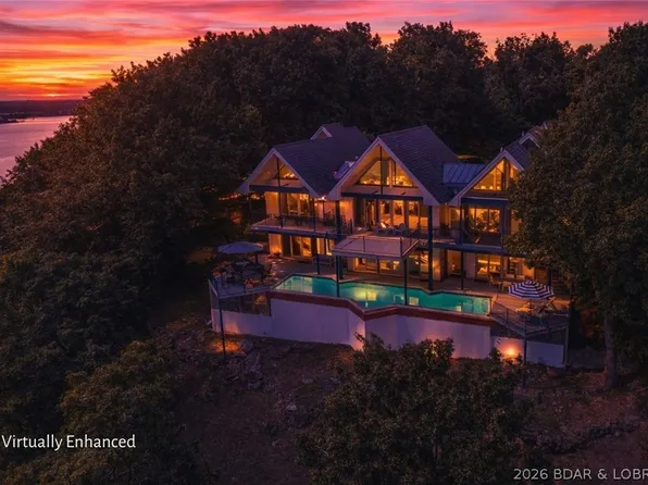 820 Cedar Crest Dr, Lake Ozark, MO 65049