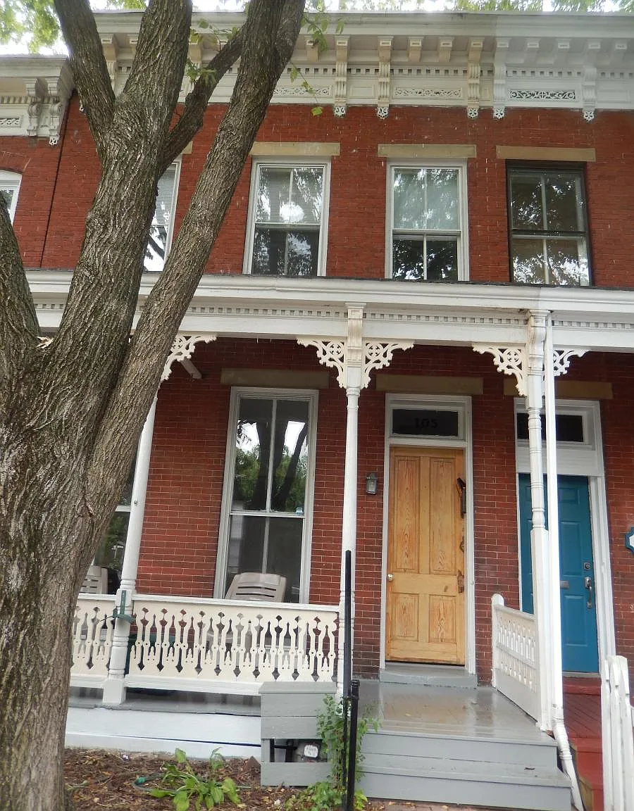 3 bed, 1500 sqft, $2,300 — Photo 1