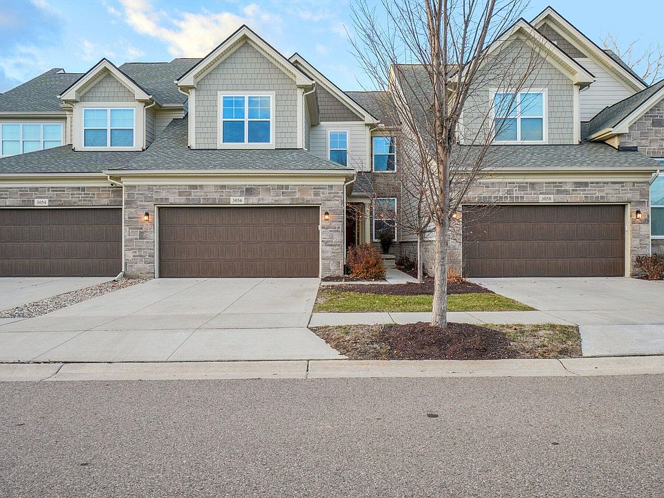 1st image of 3056 N Spurway Dr