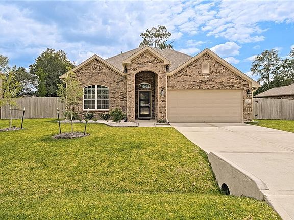 2nd image of 676 Linnwood Dr W