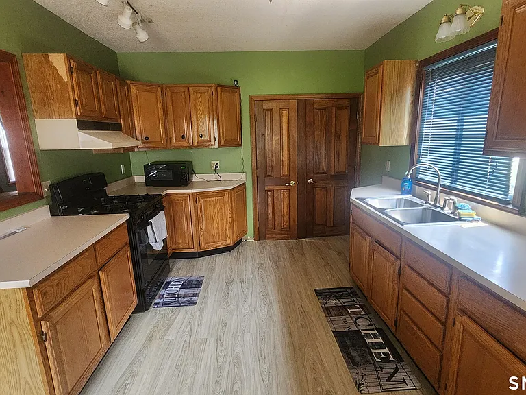 139 South St — Photo 2