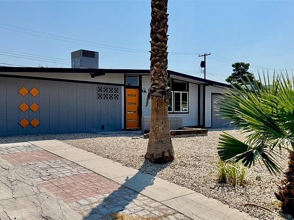 5th image of 1643 Coronado Ave