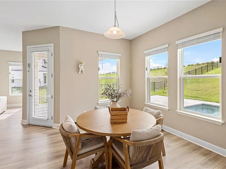 16031 Silver Brook Way — Photo 22