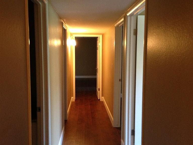 2nd image of 1283 W Northridge Ave